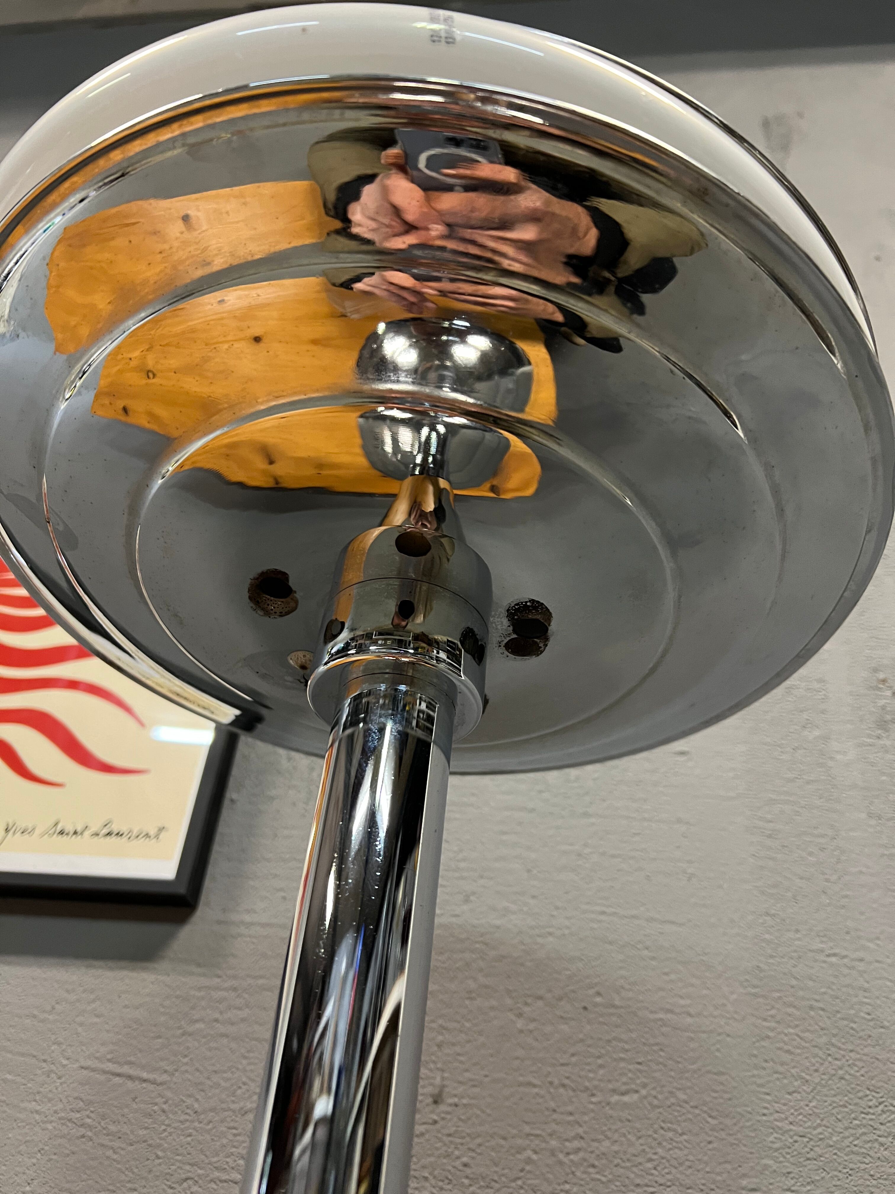 Lampe en chrome art déco