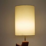 Lampe scandinave en teck monoxyle 1960