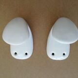 Lot de 2 patères en porcelaine
