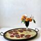 Vintage oval plateau in moulded resin and hammered metal, signed Datty.