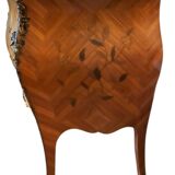 Commode style Louis XV