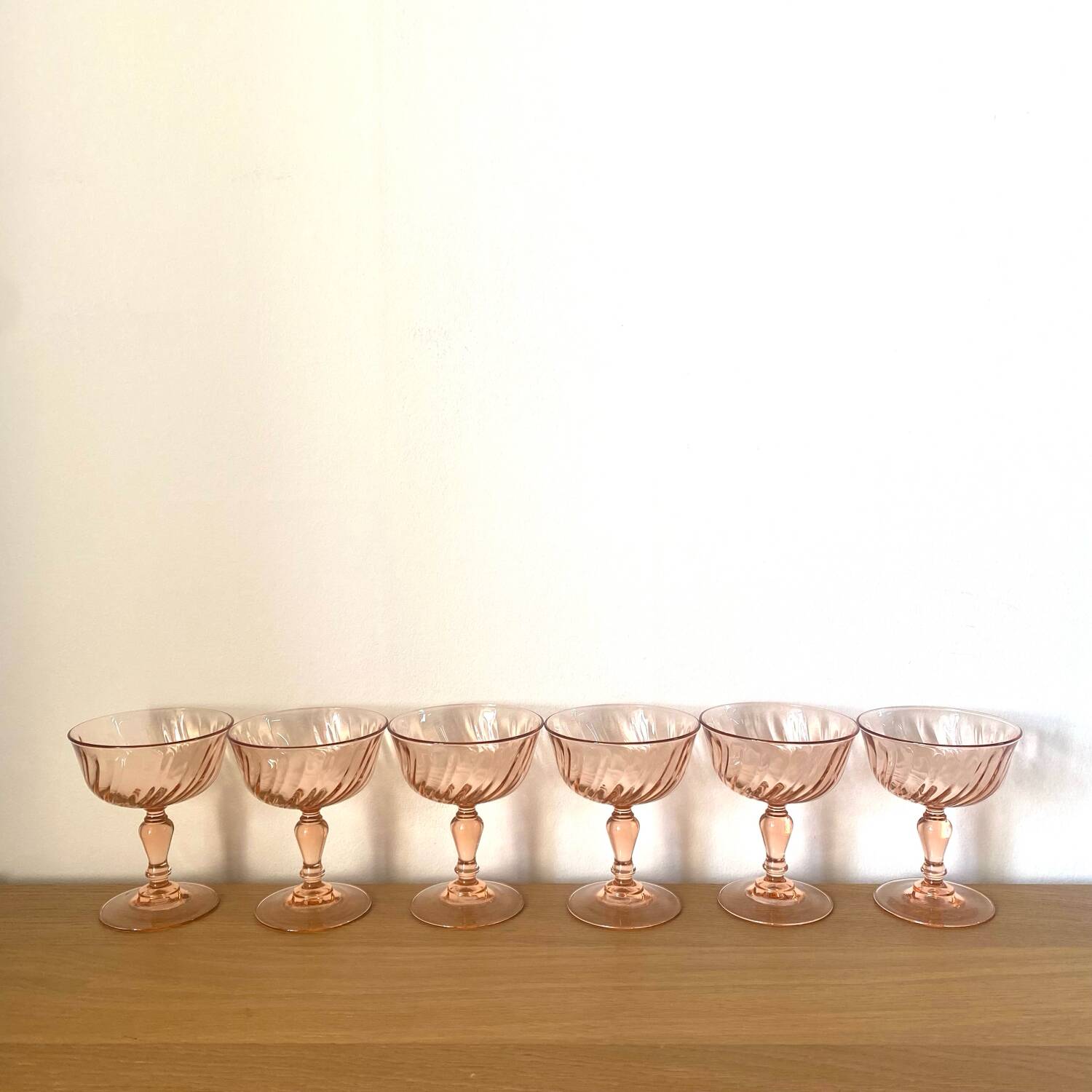 Rosaline champagne glasses - Luminarc - Arcoroc - vintage