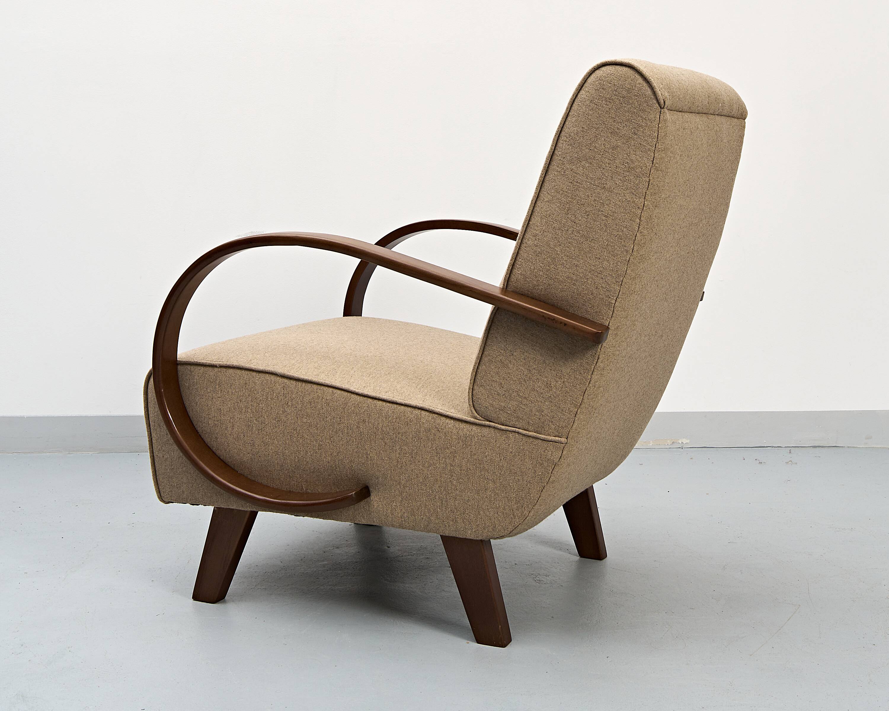 Type C Armchair by Jindřich Halabala, 1930s
