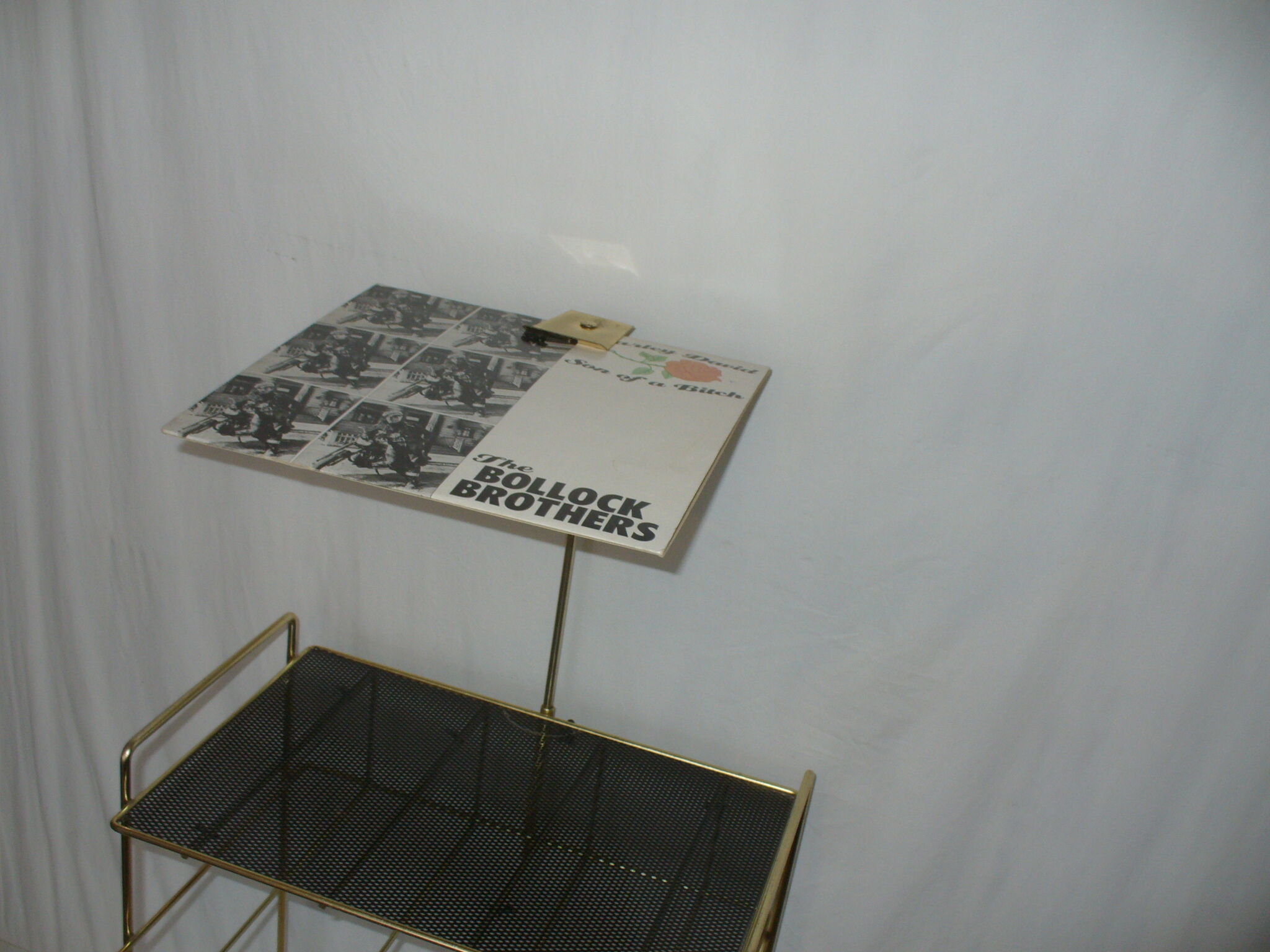 Table roulante porte vinyle, électrophone des années 50
