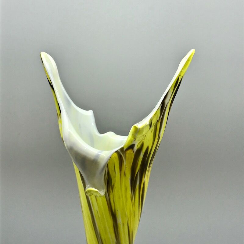 Clichy vase