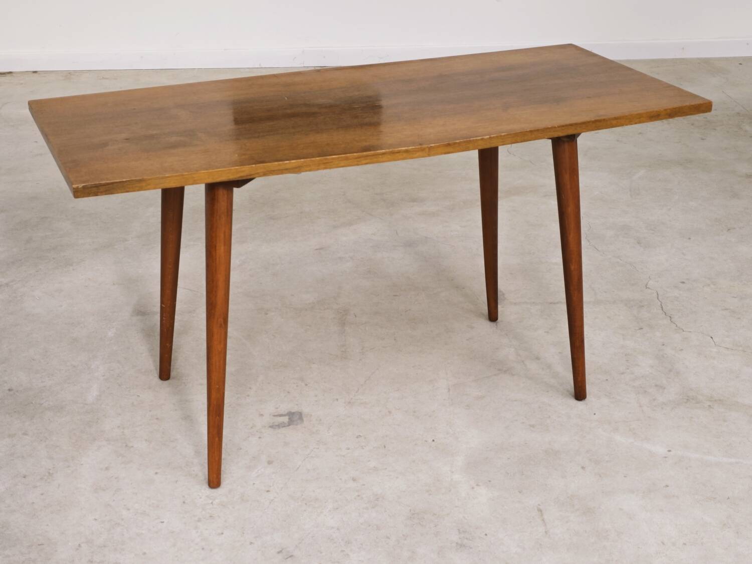 Table basse Ton Bystrice Thonet 1960 en bois