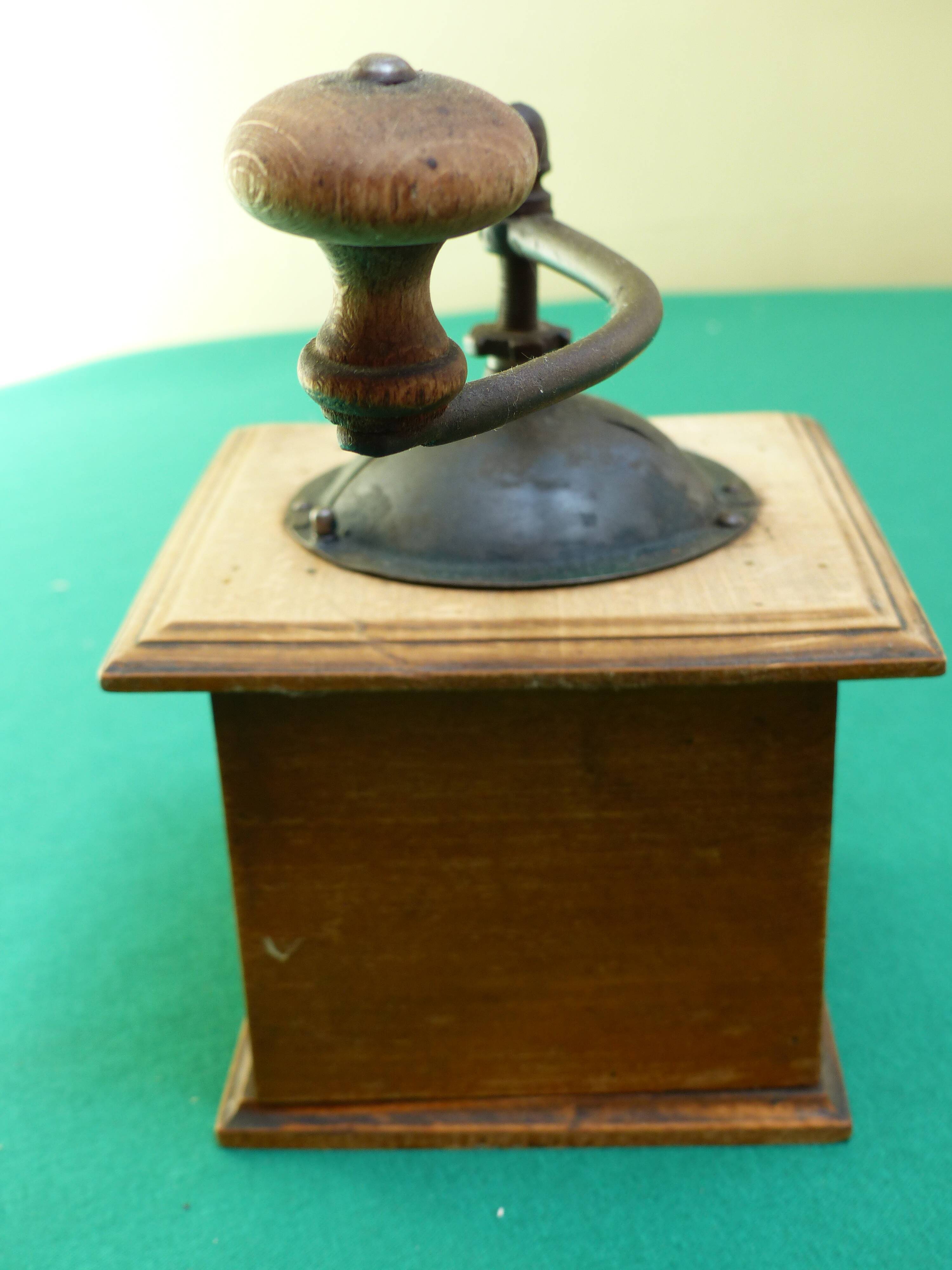 Peugeot coffee grinder