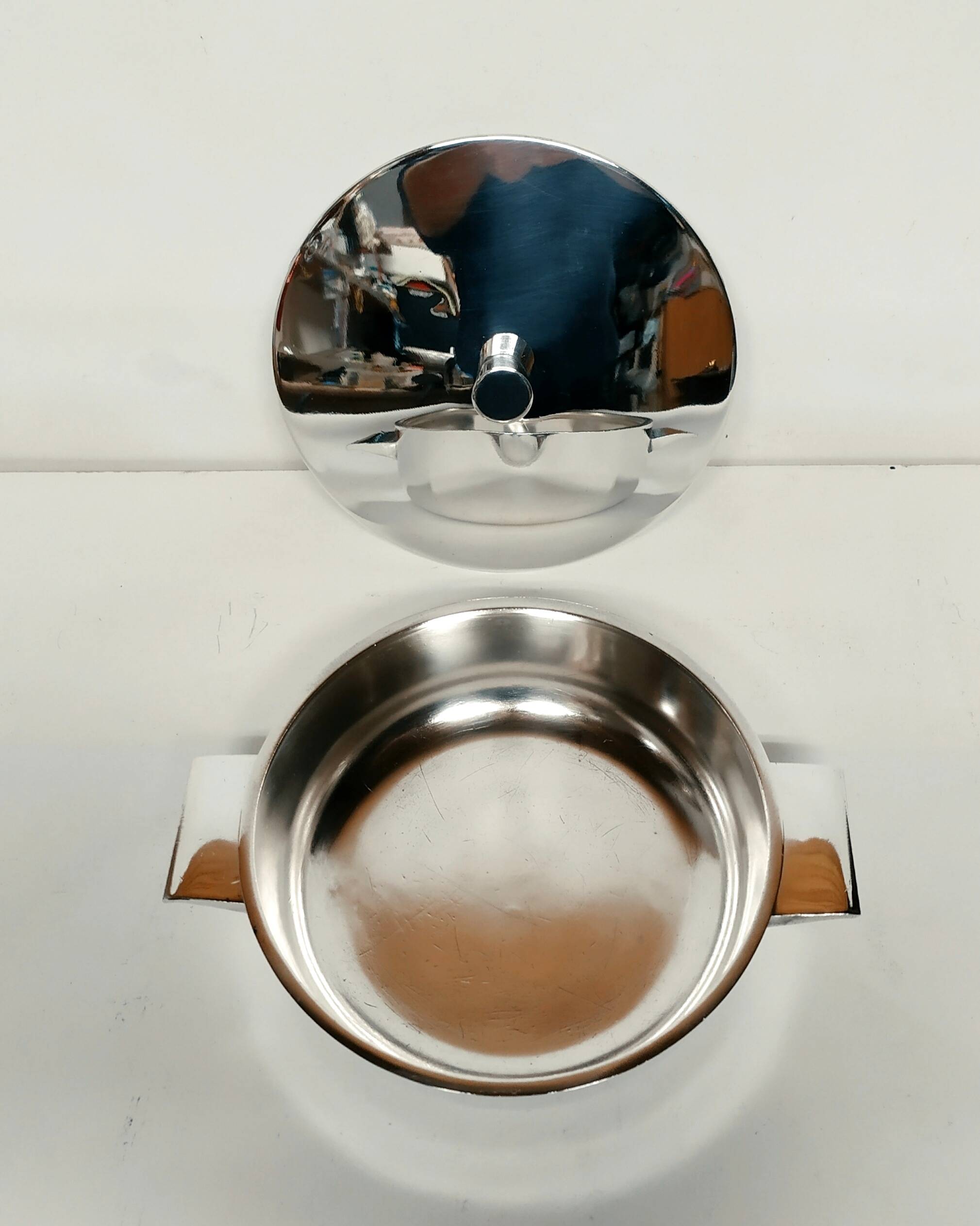 Gio Ponti soup tureen, by Krupp, 1953