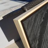 Tableau peinture abstraite monochrome minimaliste noir encadré