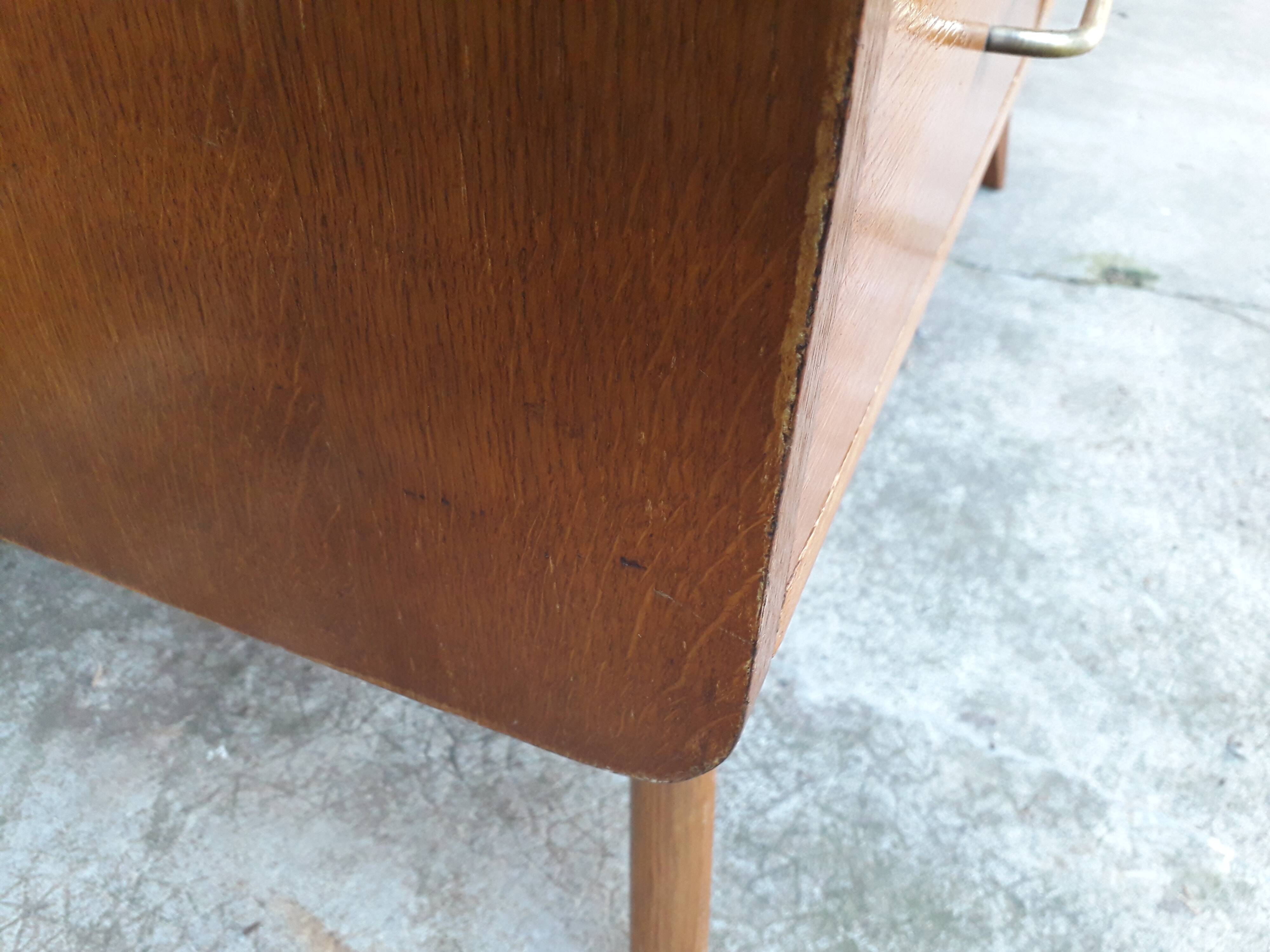 Vintage dresser compass feet
