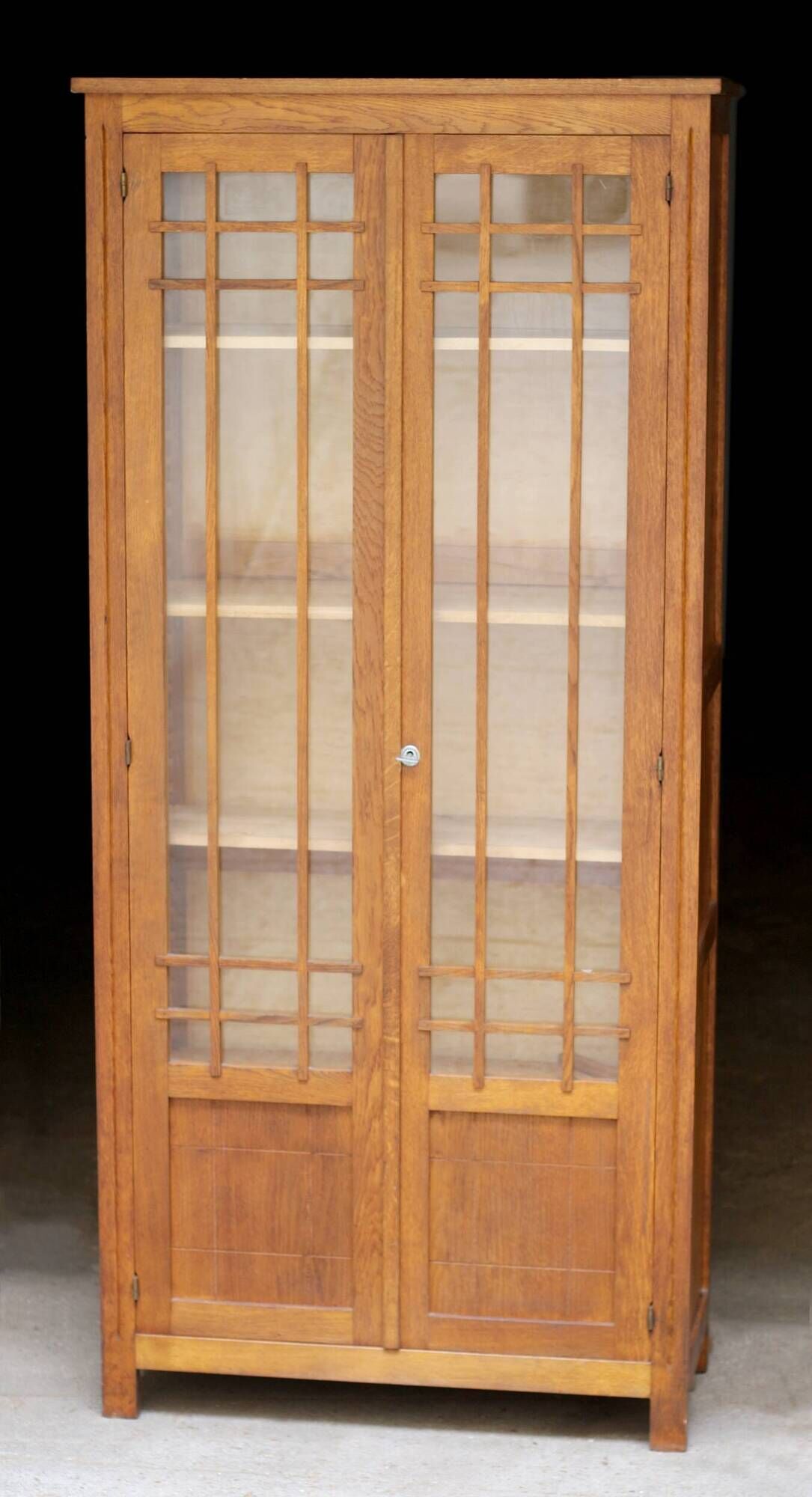 Beautiful Parisian armoire in blonde oak (1950s)