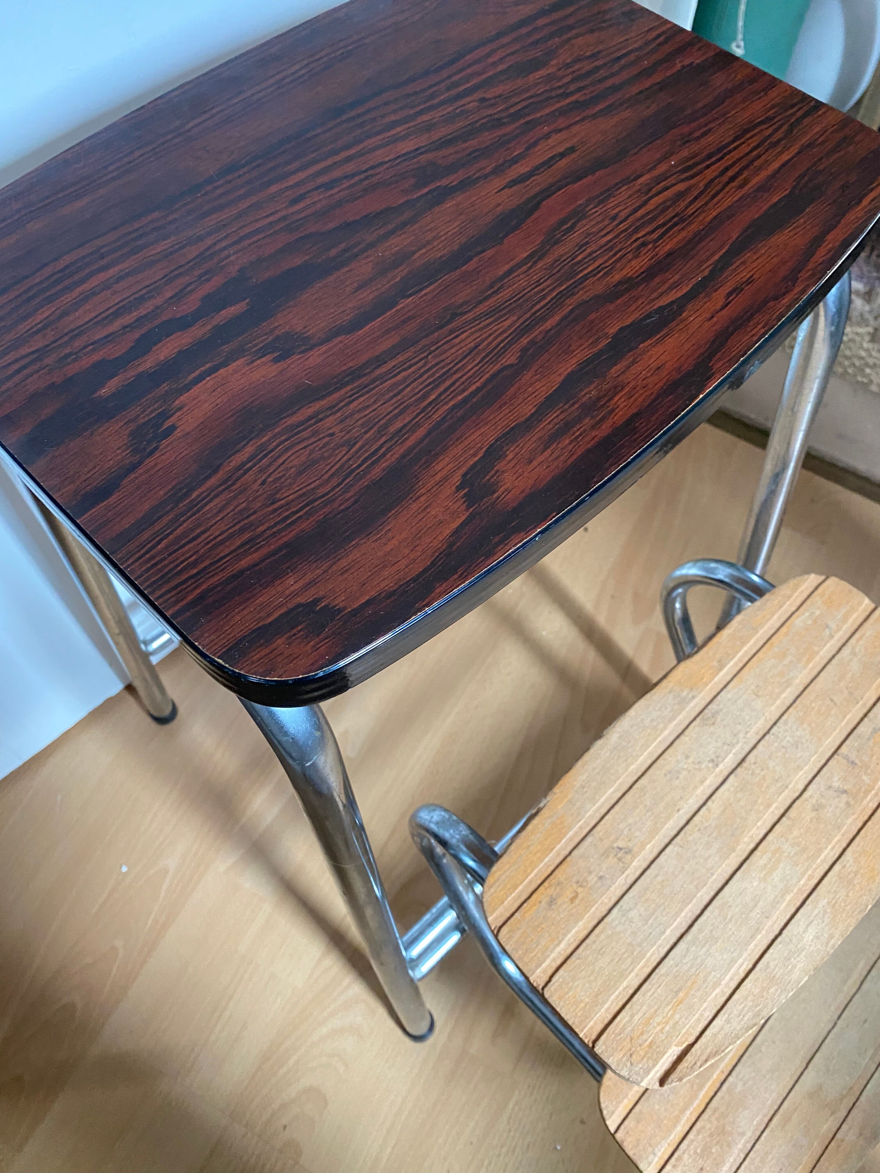 Footst formica walking feet