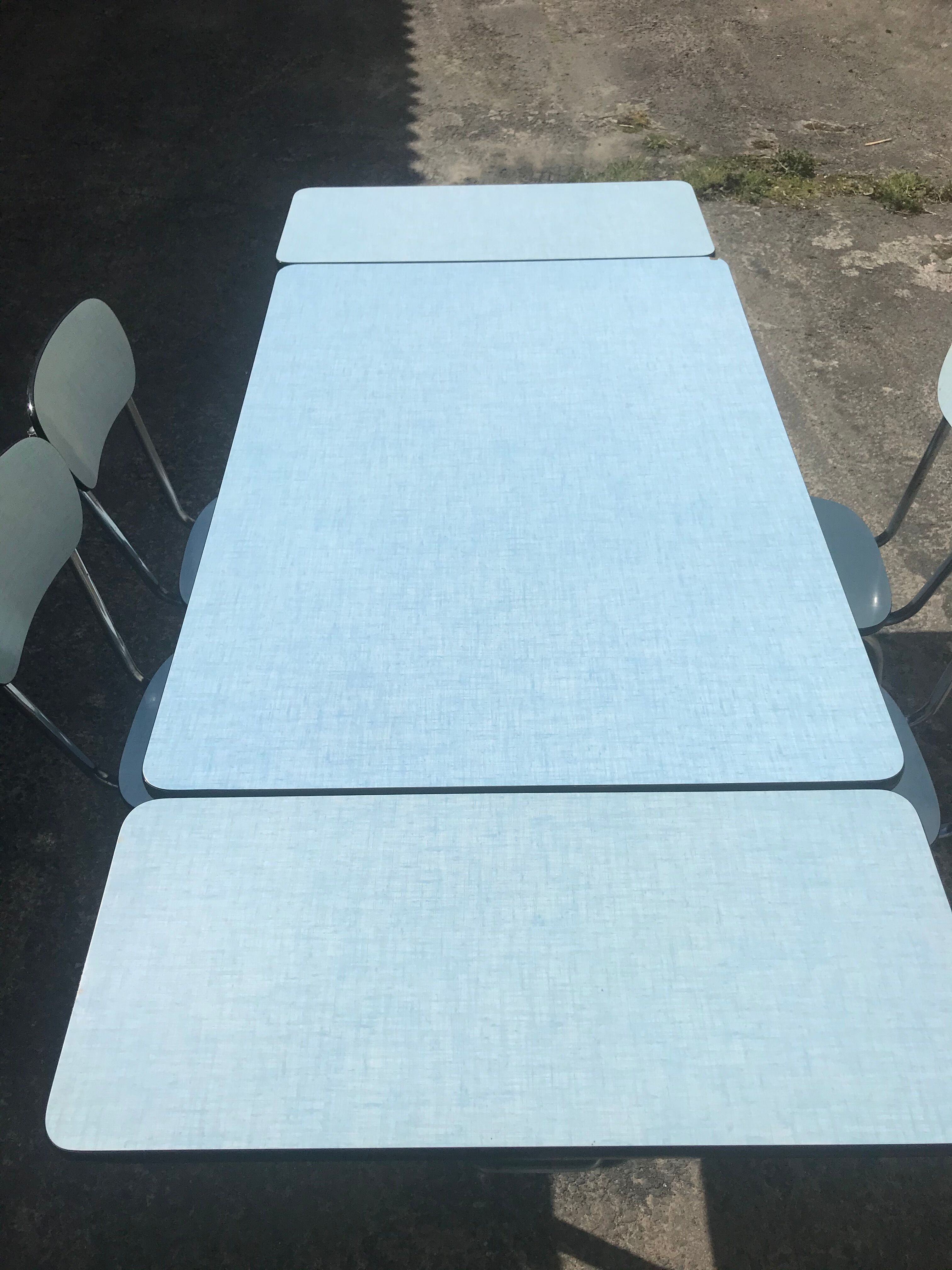 formica table and 4 chairs