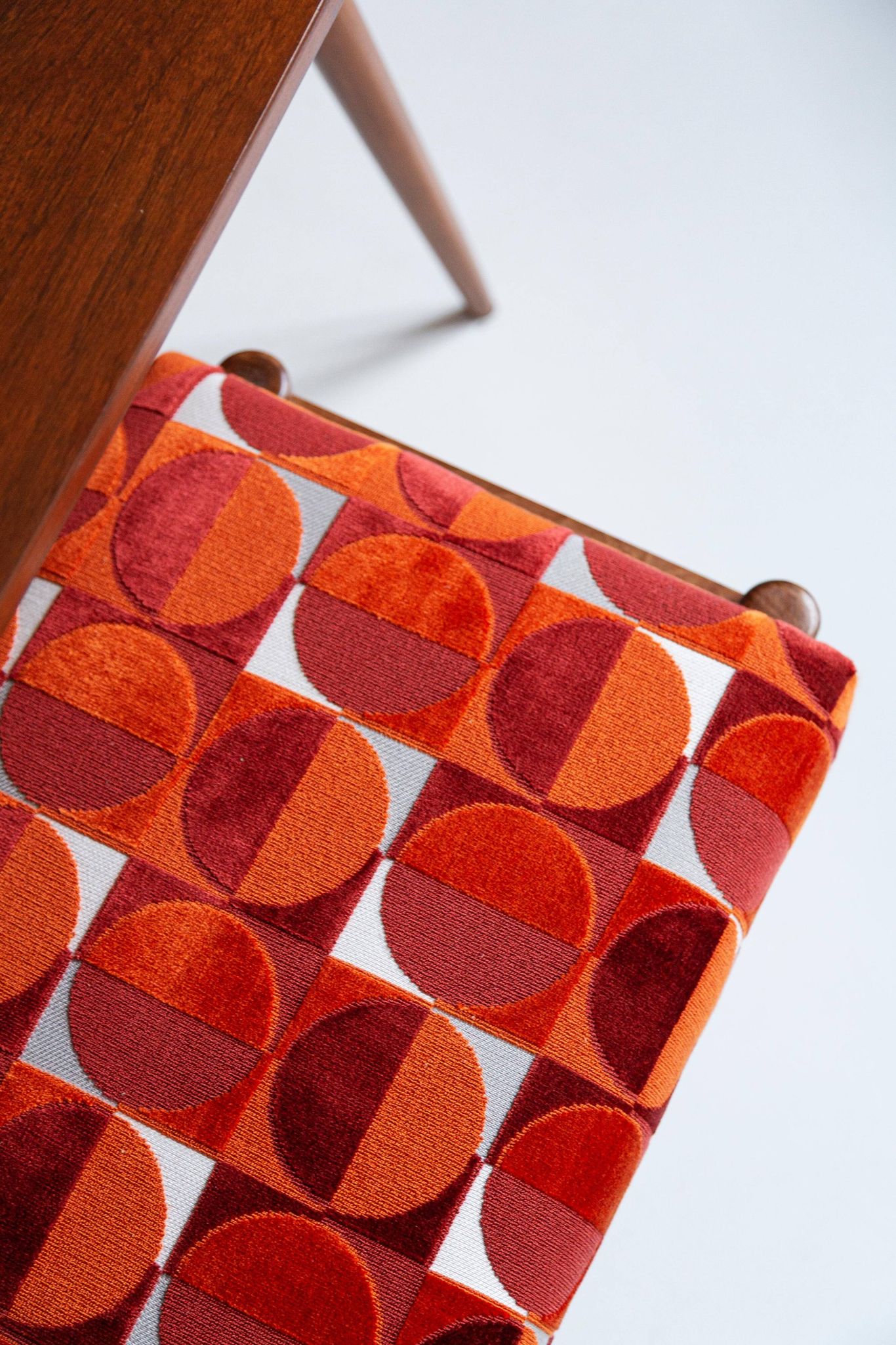 Vintage red and orange mid-century stool, Edmund Homa, 1960s