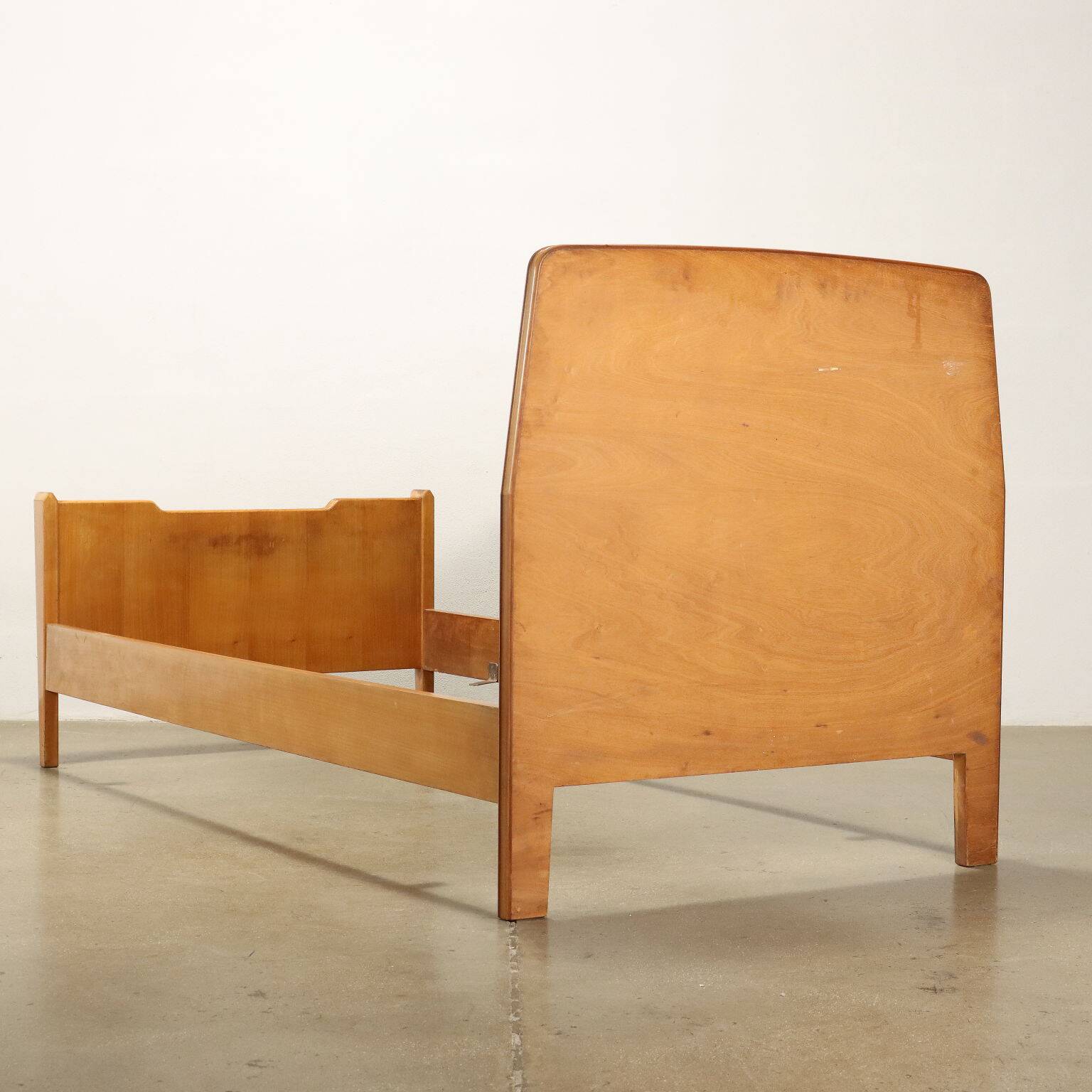 1950s single bed