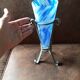 Vase opaline bleu  marbré  sur socle métal