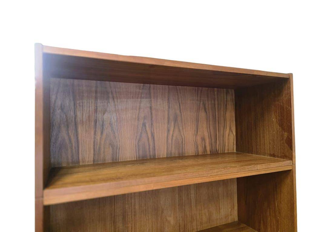 Vintage wooden shelf/bookcase/display cabinet
