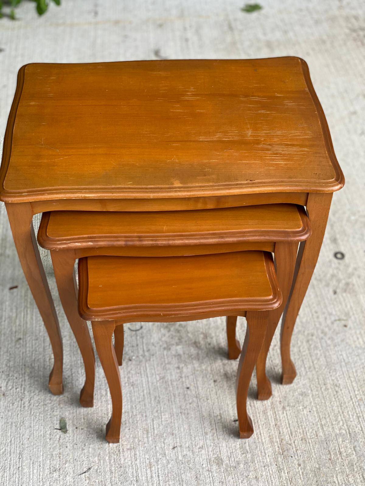 3 Louis XV solid wood nesting coffee tables