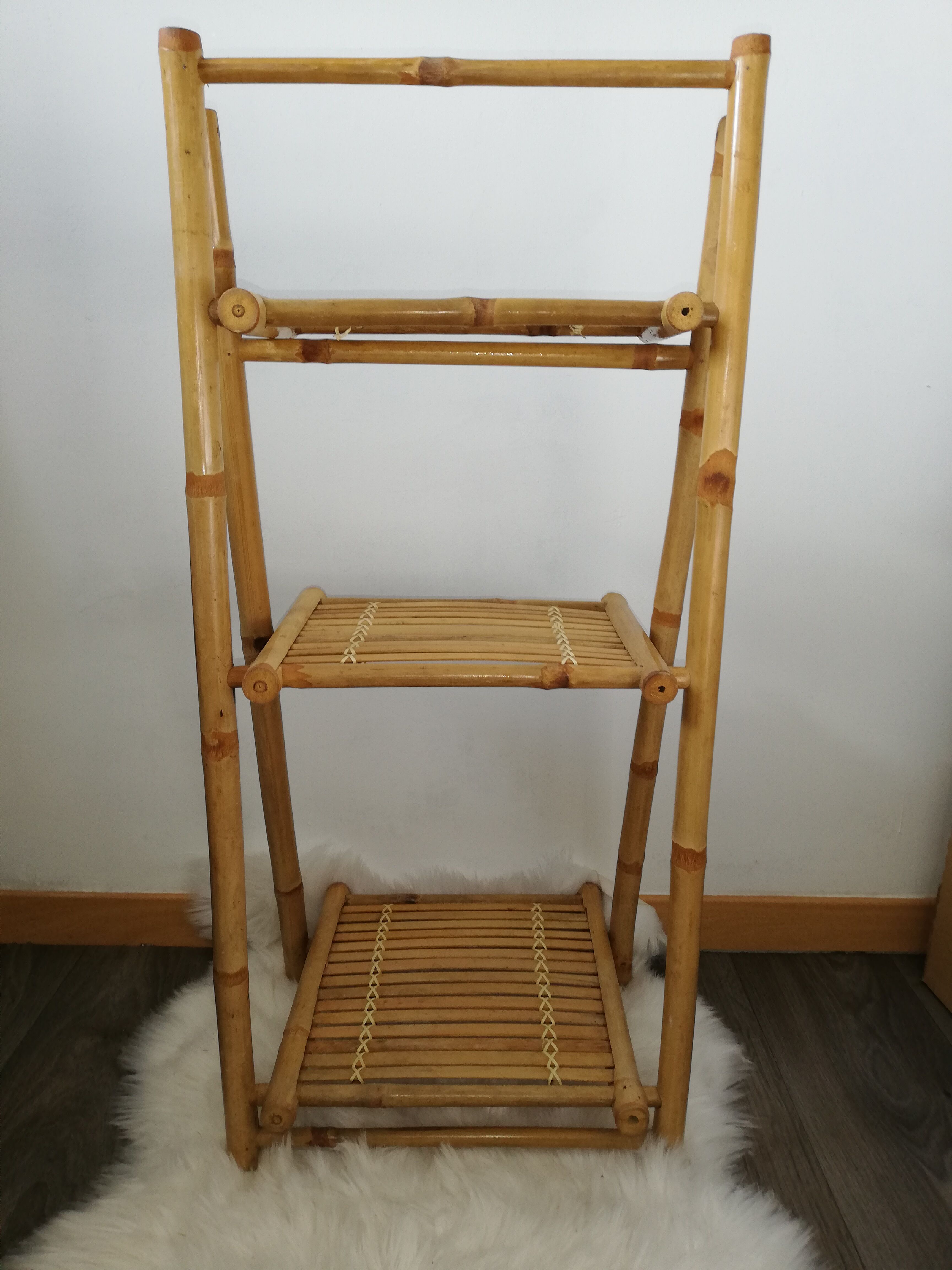 Folding bamboo shelf