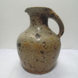 Pitcher in stoneware, glossy, speckled