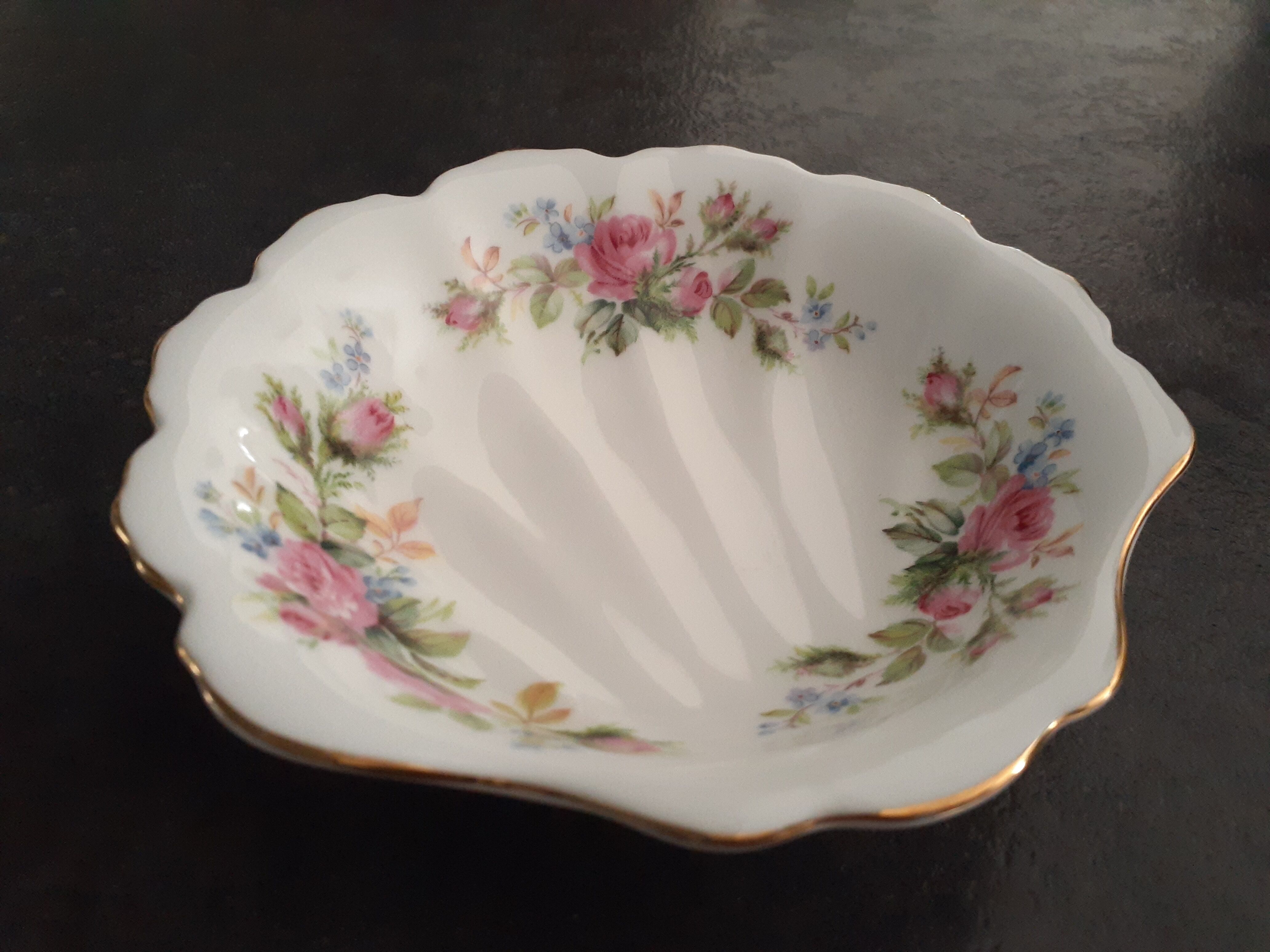 Royal albert soap holder