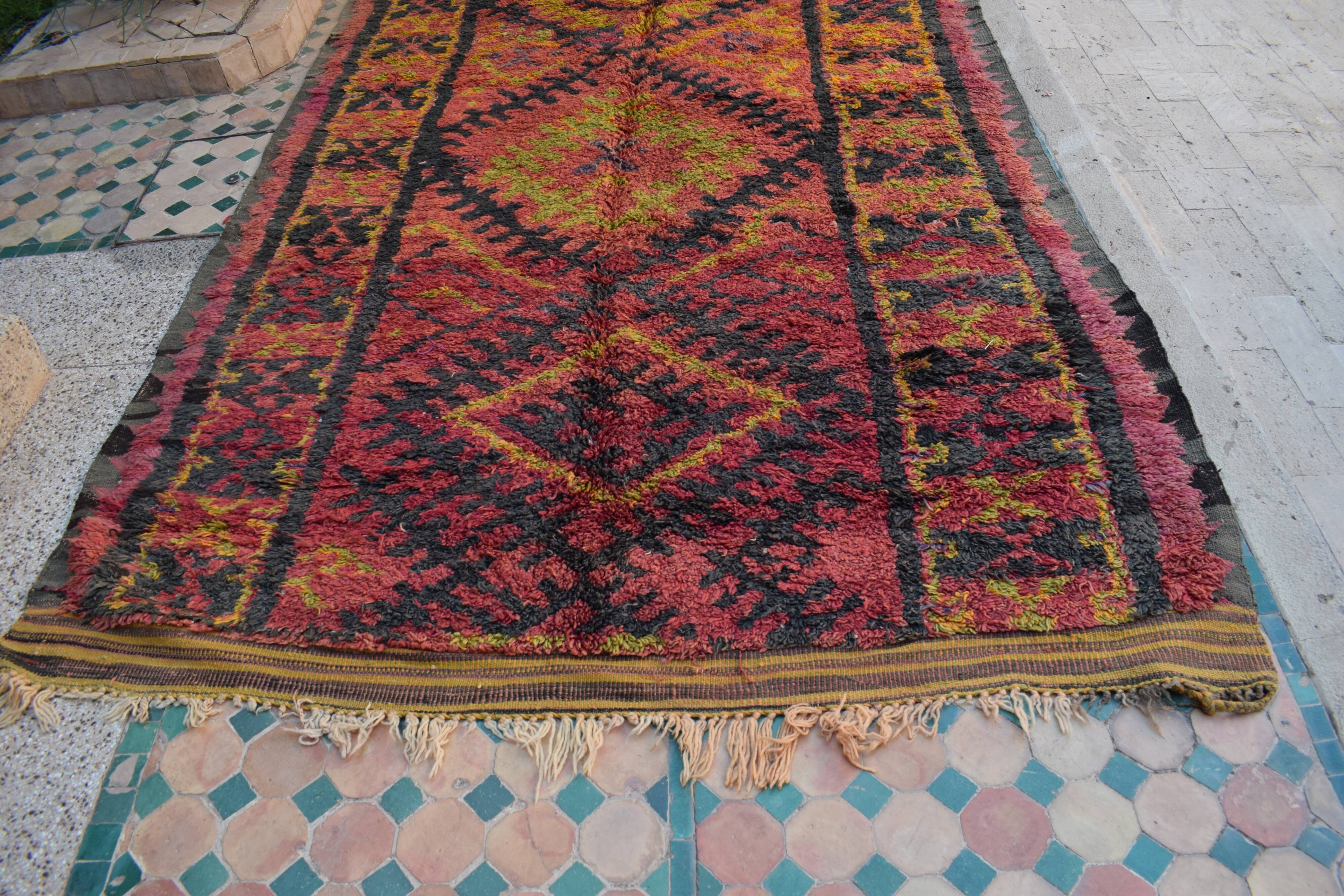 Berber rug Moroccan vintage Atlas
