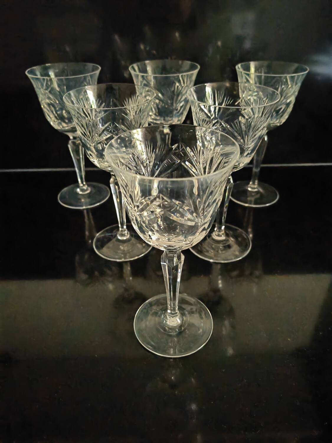 6 cut red wine glasses