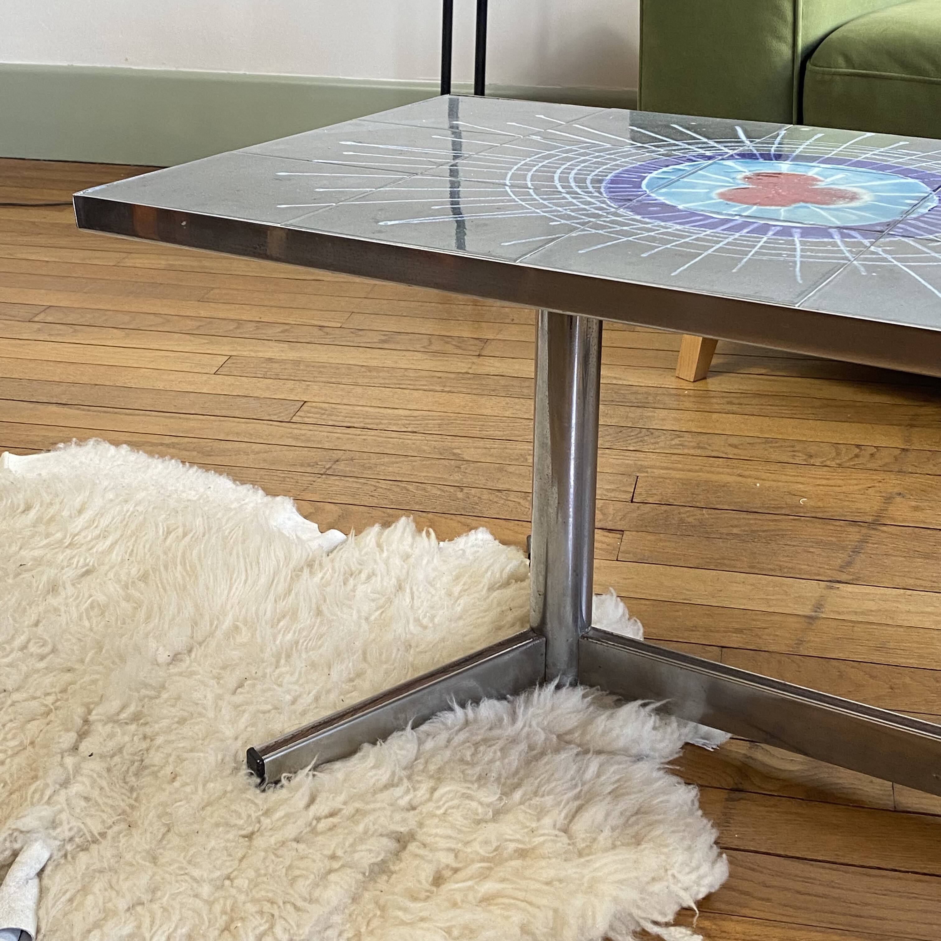 Coffee table with ceramic tiles by Belarti