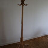 Simple baumann clear parrot coat rack