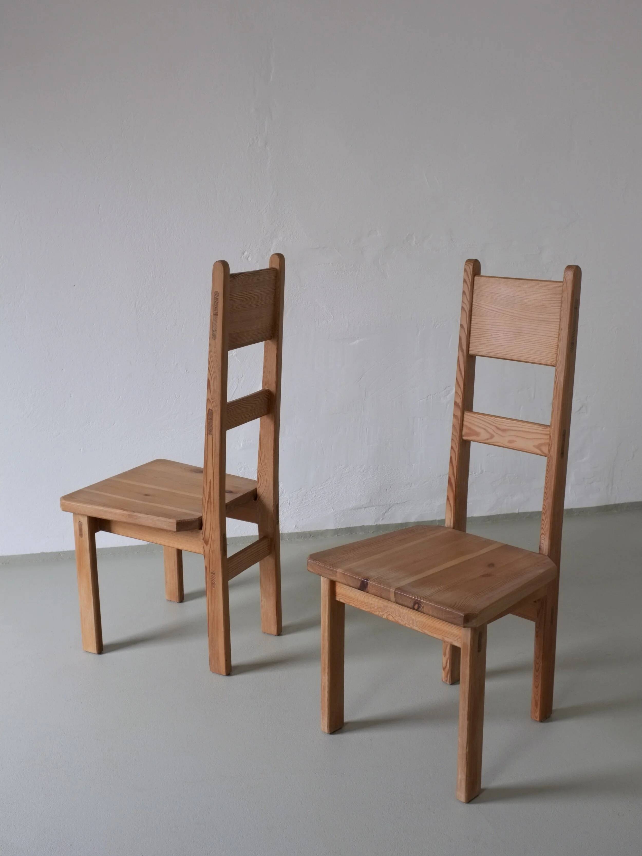 2 solid pine chairs | Roland Wilhelmsson for Karl Andersson & Söner | Sweden | 1960s