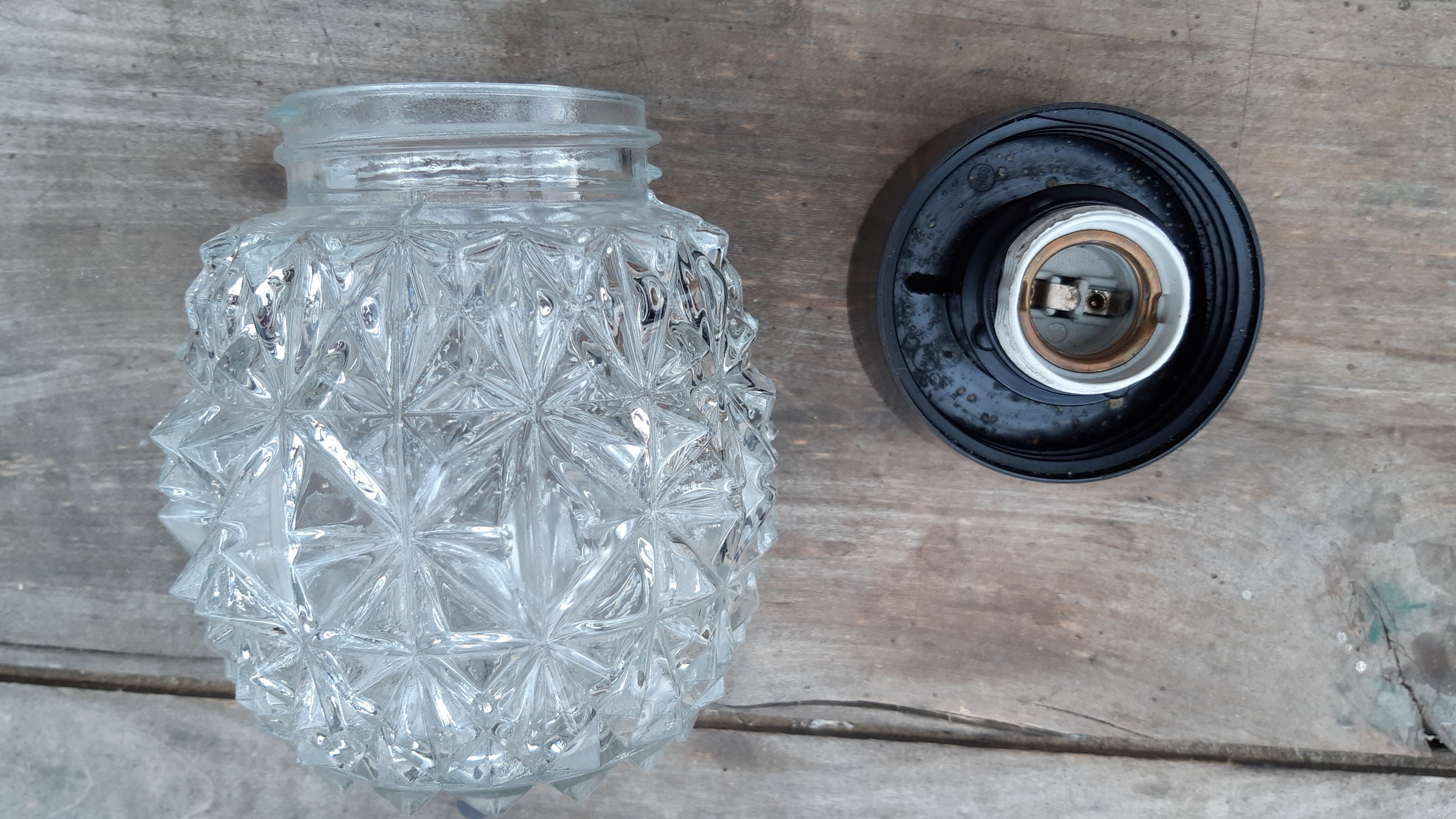 chiseled glass sconce 1970