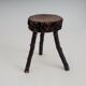 Tabouret en bois rustique fait à la main