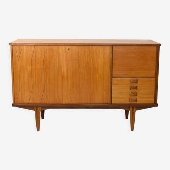 Scandinavian highboard with drawers