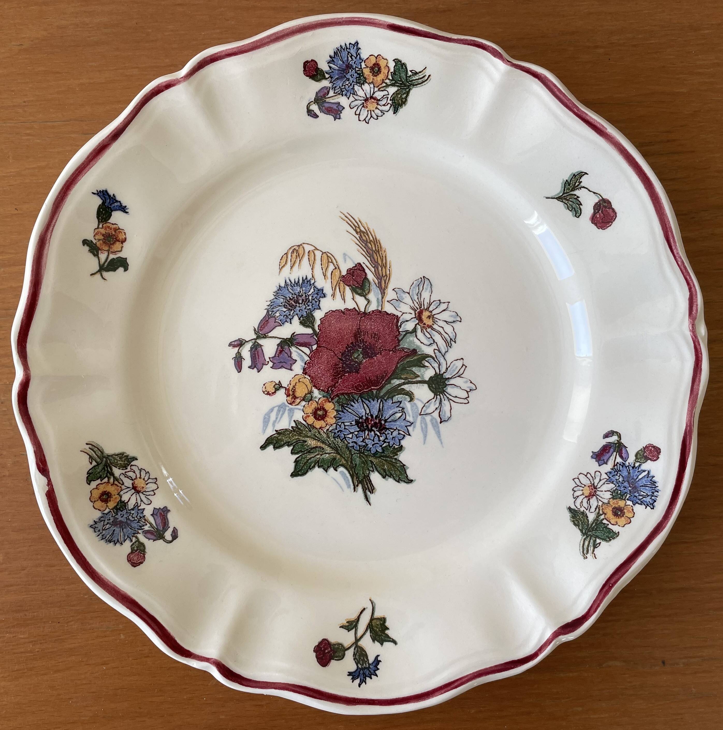 6 antique dessert plates in Sarreguemines earthenware