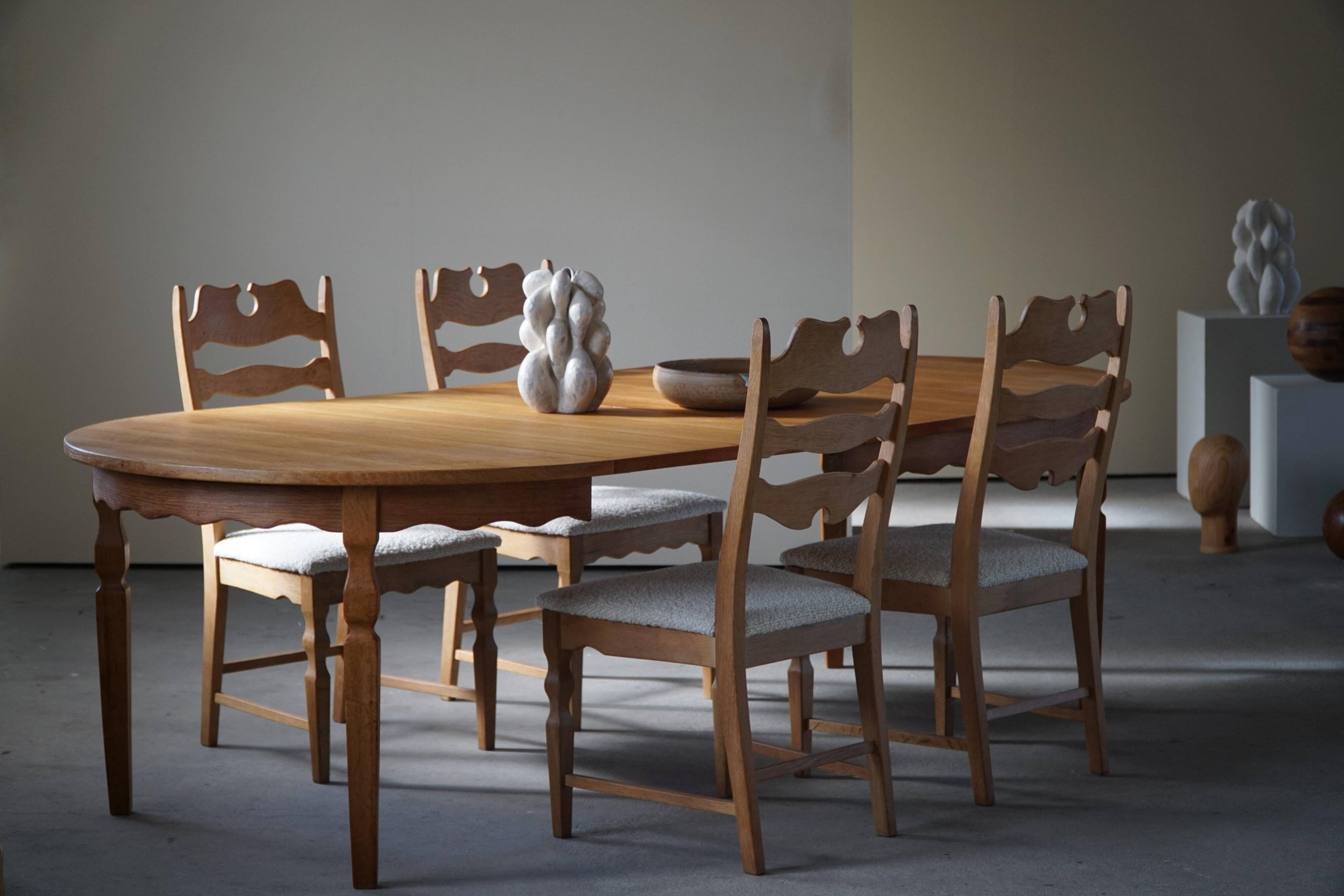 Set of 4 "Razorblade" high back chairs in oak & boucle, Henning Kjærnulf, 1960s
