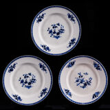 Set of 3 White Faïencerie Plates with Floral Decorations