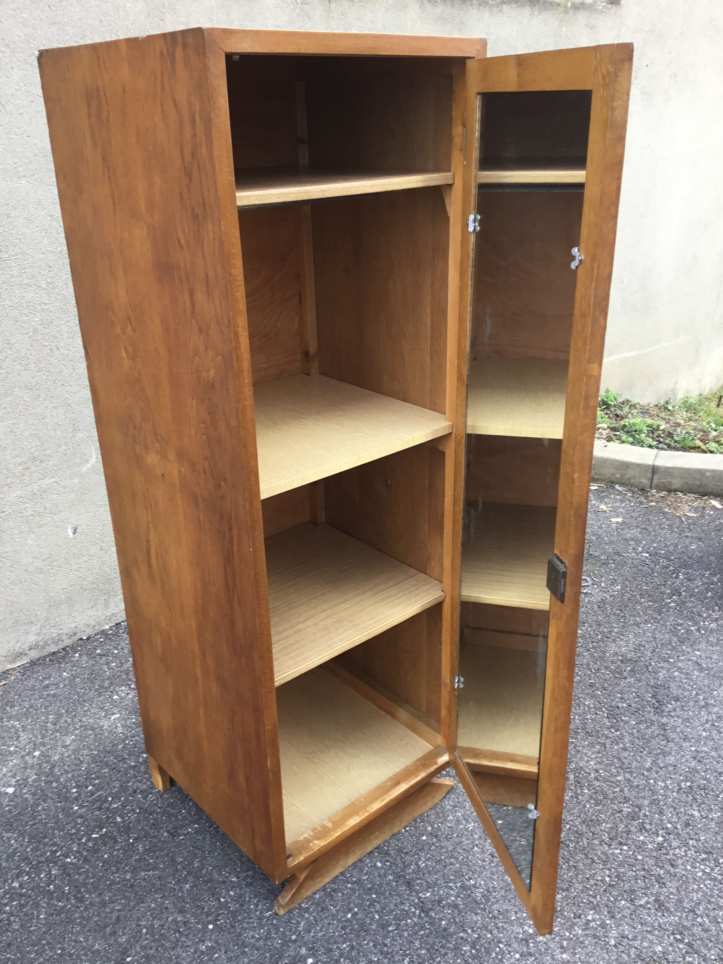 Art deco hat cabinet