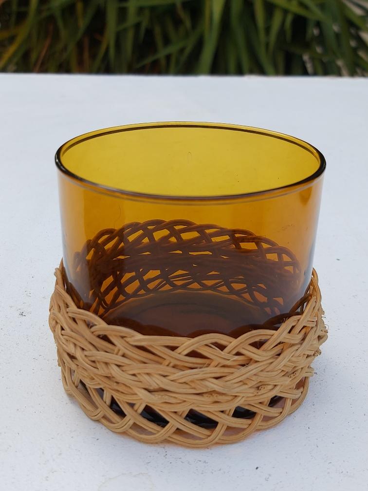 Set de 6 verres ambrés et rotin