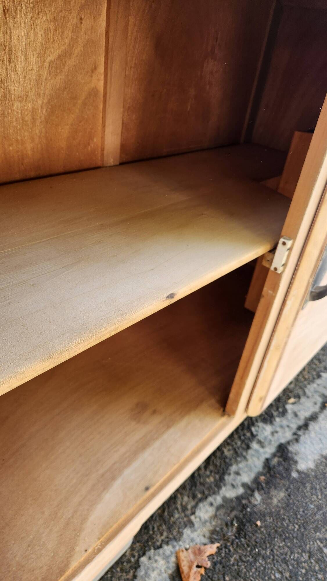 Mado buffet vintage from the 1960s - In sanded raw wood