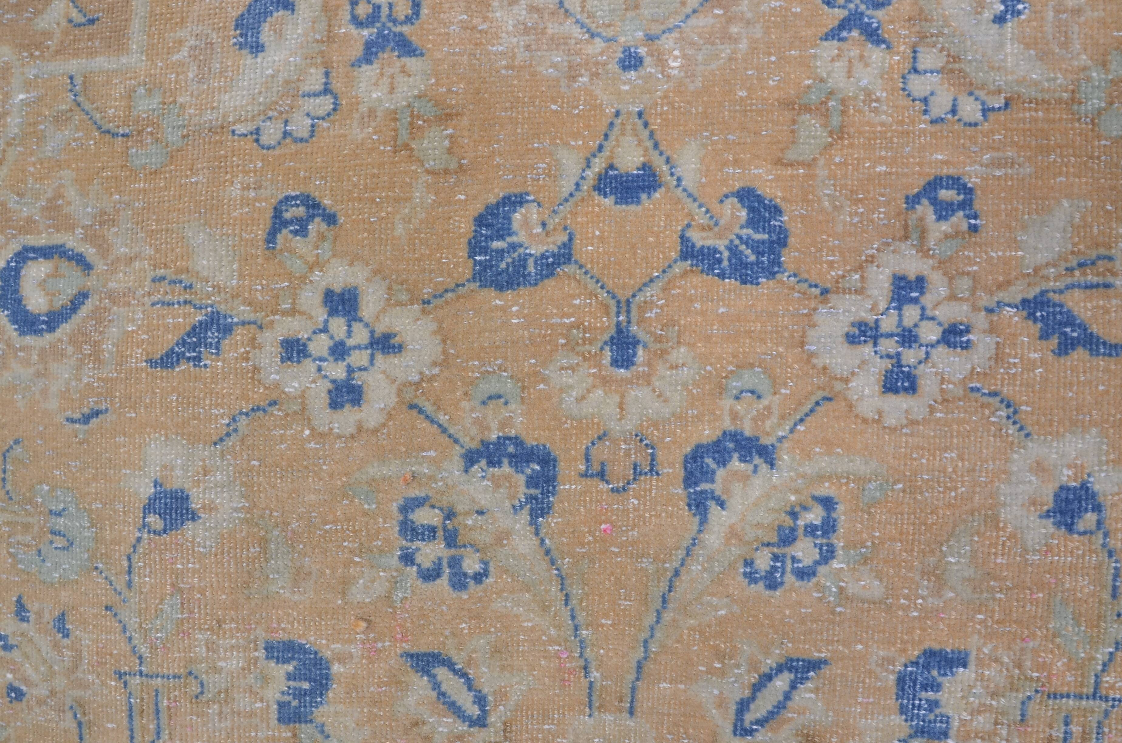 Perrian Vintage Vintage Wool Rug