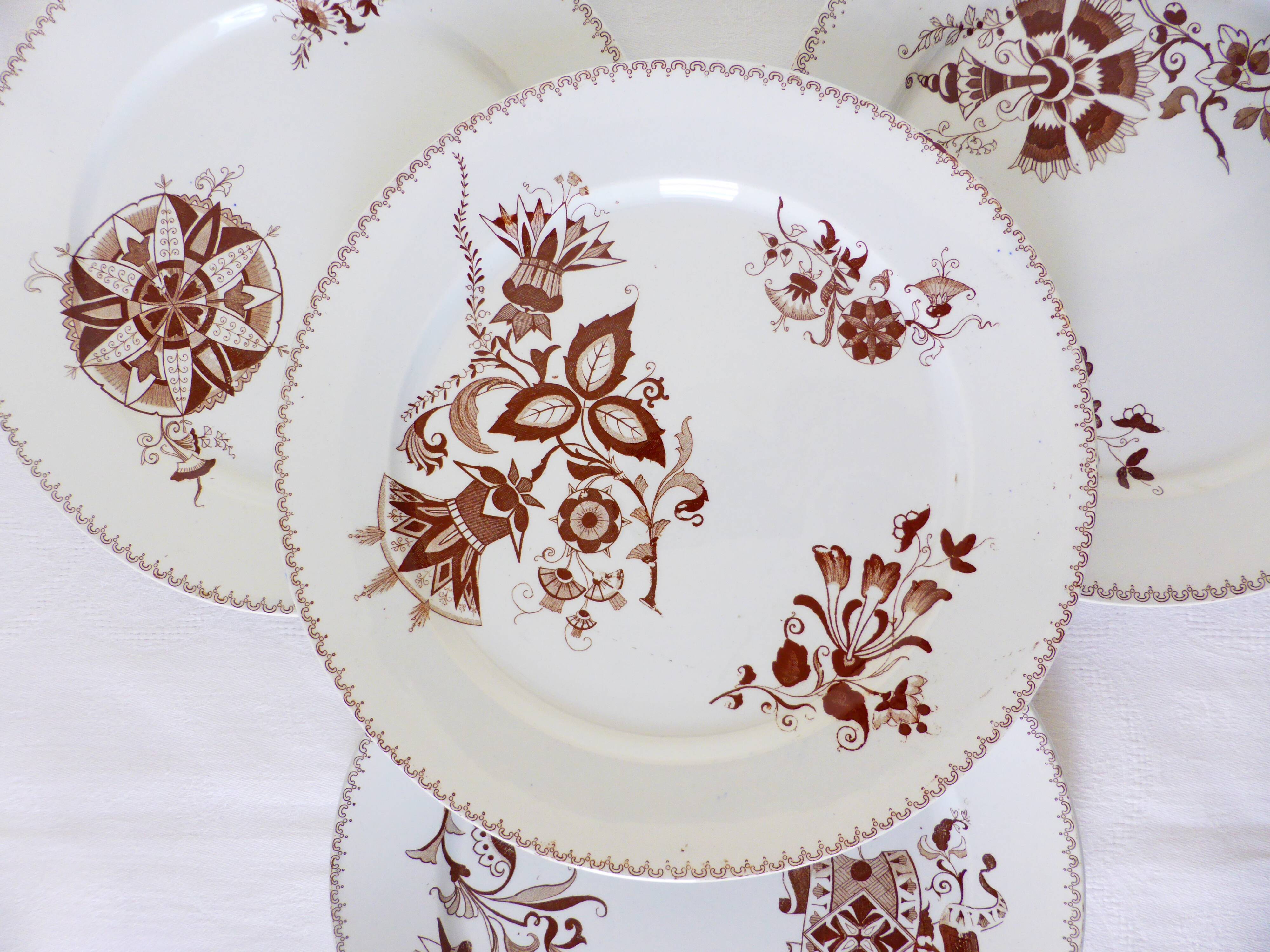 4 flat plates from Sarreguemines model Danish 210401