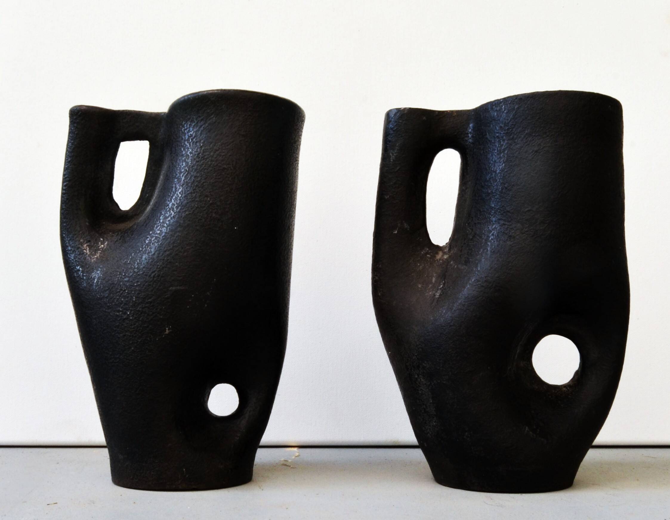 Lot de 2 pichet Korond Terre Cuite Noire Poterie Babos Istvan ?
