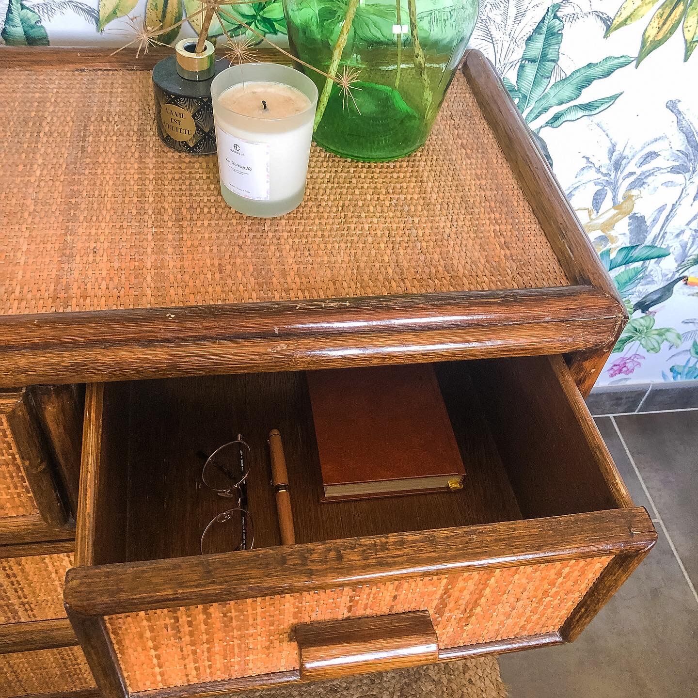 Chest of drawers in bamboo and vintage rattan
