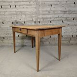 Dining table for 4/6 people