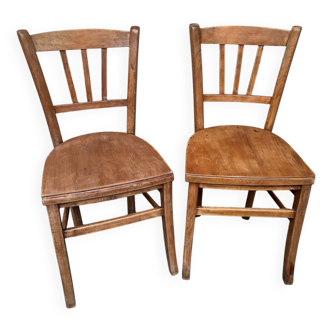 Paire de chaises bistrot type Baumann ou Thonet