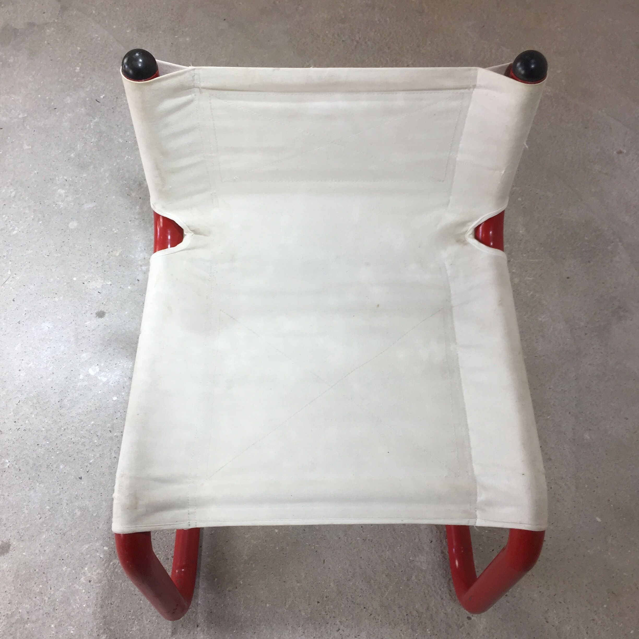 Chair distributed at Prisunic in the 70