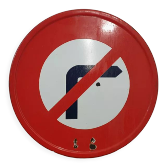 Panneau interdiction de tourner à droite