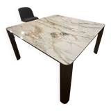Square marble table