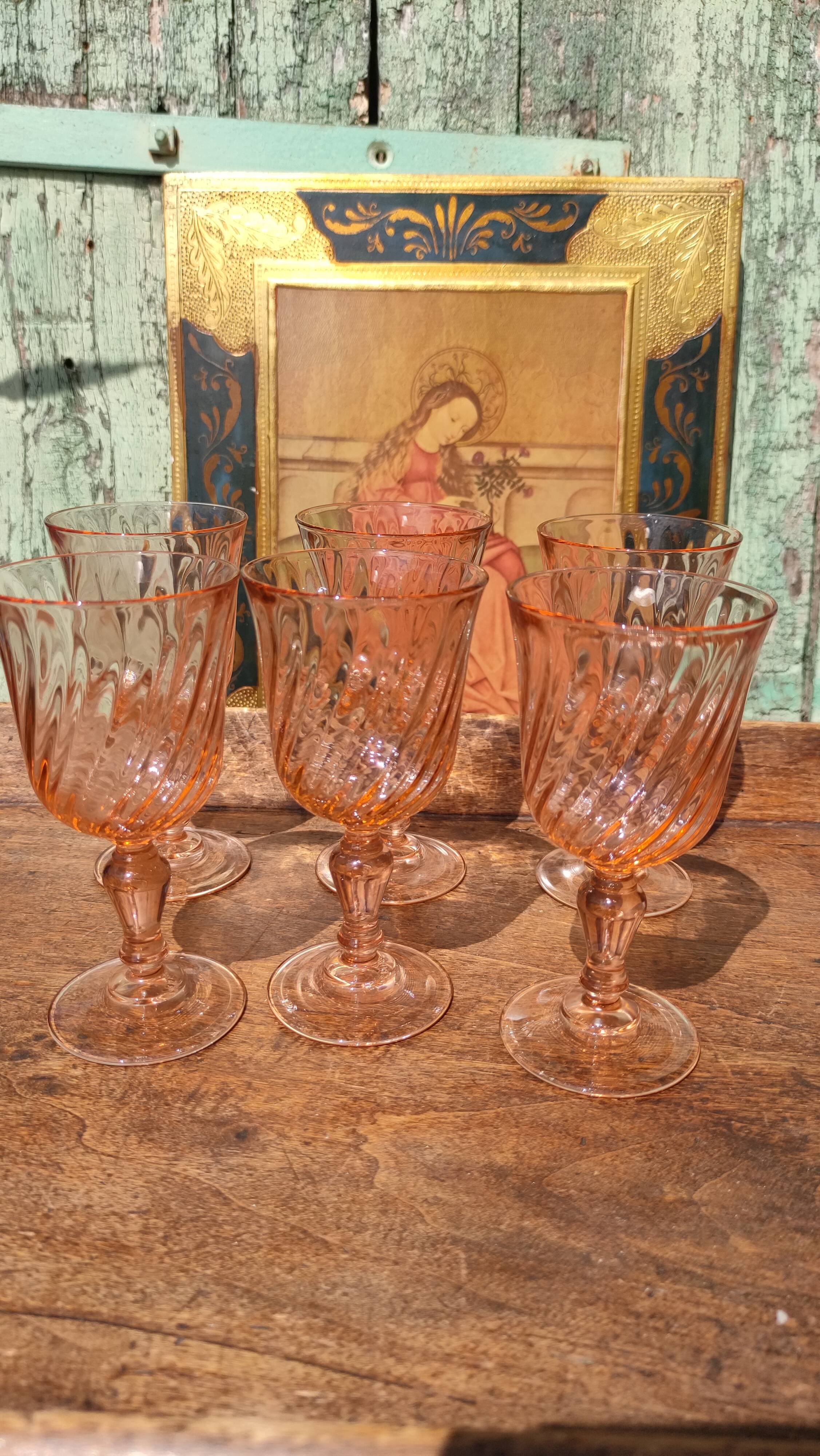 Six verres à pied rosaline d'arcoroc luminarc