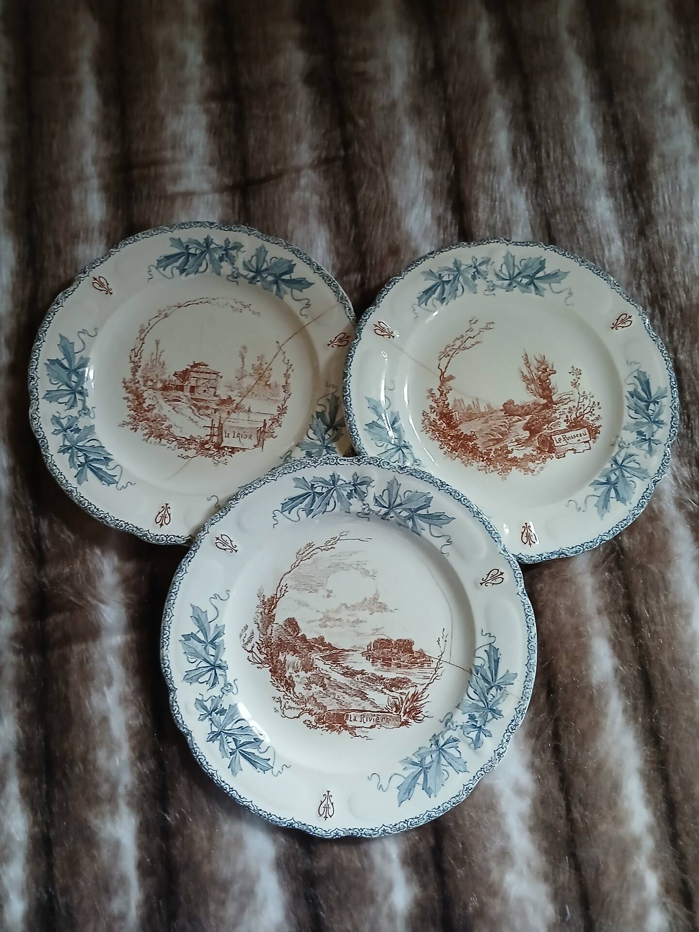 10 antique flat plates "Louis XIII" Choisy le Roi